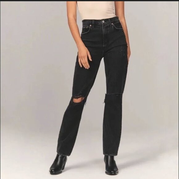 Abercrombie & Fitch Denim - Abercrombie & Fitch Women's Ultra High Rise 90s Straight Jean Black 32/14R